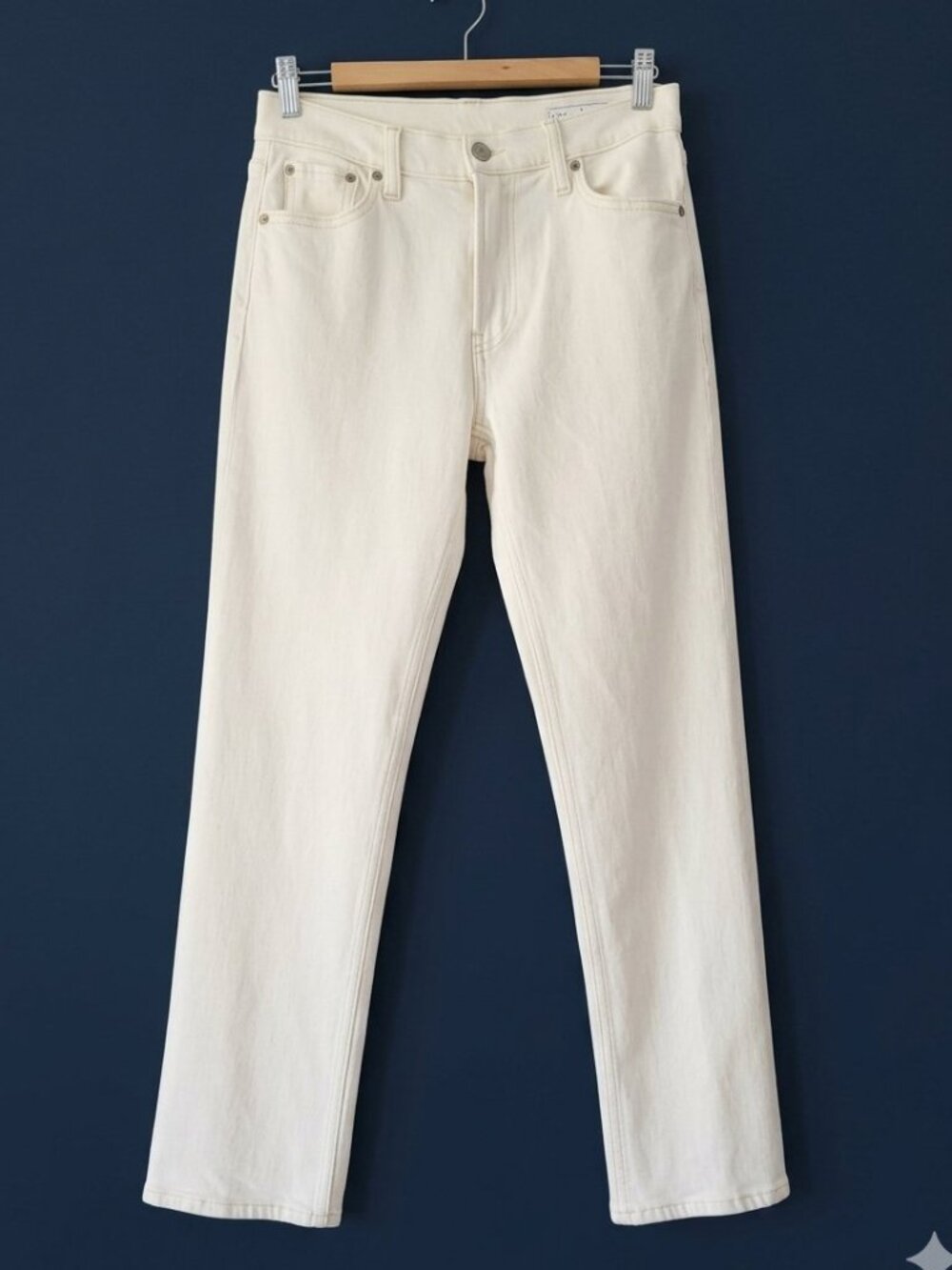 GAP High Rise '90s Slim Straight Jeans Size 27/ 4s (short) NWOT!